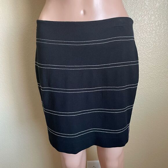 🖤 Express Design Studio Contrast Stitched Mini Skirt Black White 6 - Picture 1 of 6